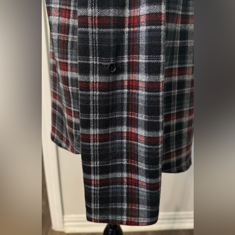 Katie Park comfy chic Loggin look flannel shirt for women in size small - Picture 6 of 11